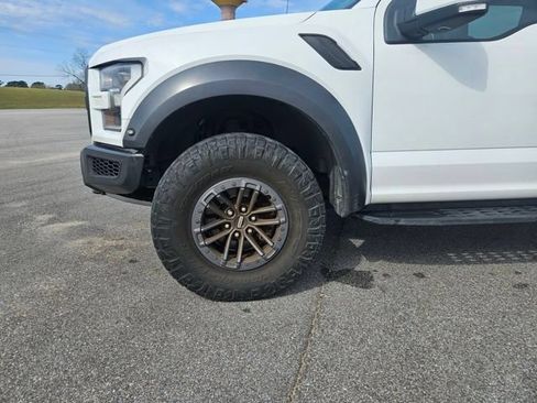 Used 2019 Ford F150 Raptor w/ Equipment Group 802A Luxury AWD/4WD image 25