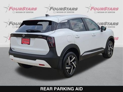 New 2026 Nissan Kicks SV image 4