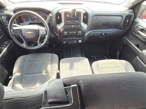 Used 2019 Chevrolet Silverado 1500 Custom w/ Custom Value Package image 26