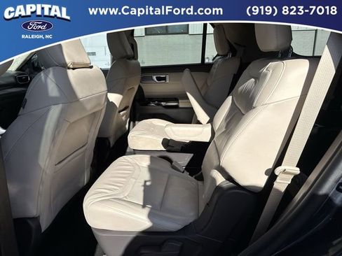 Certified 2023 Ford Explorer Platinum w/ Class IV Trailer Tow Package image 16