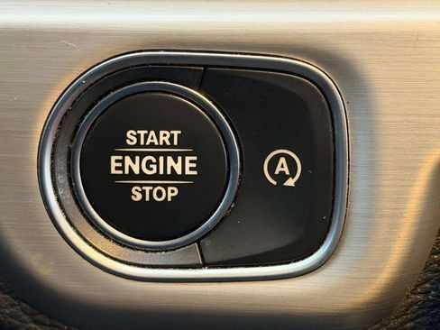 Used 2019 Mercedes-Benz G 550 image 40