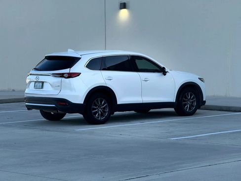Used 2021 MAZDA CX-9 Touring FWD image 7