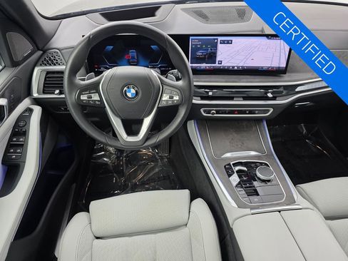 Used 2024 BMW X5 sDrive40i w/ Premium Package image 13