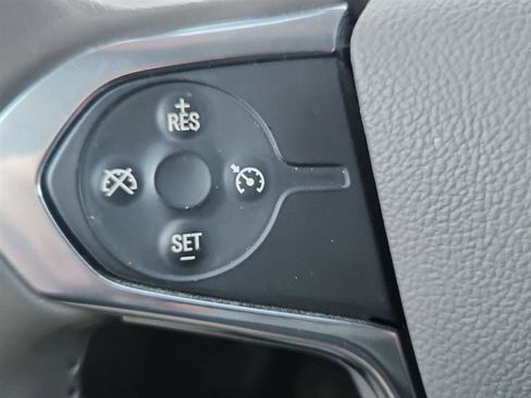 Used 2020 Chevrolet Traverse LT w/ LT Premium Package image 12