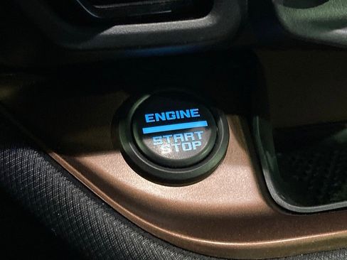 Used 2021 Ford Bronco Sport Outer Banks w/ Outer Banks Package (96D) image 23