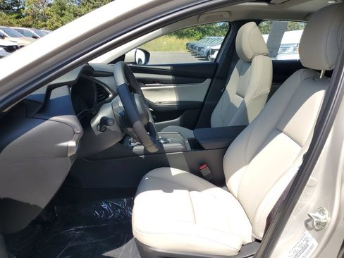 New 2026 MAZDA MAZDA3 2.5 S Sedan w/ Preferred Pkg FWD image 8
