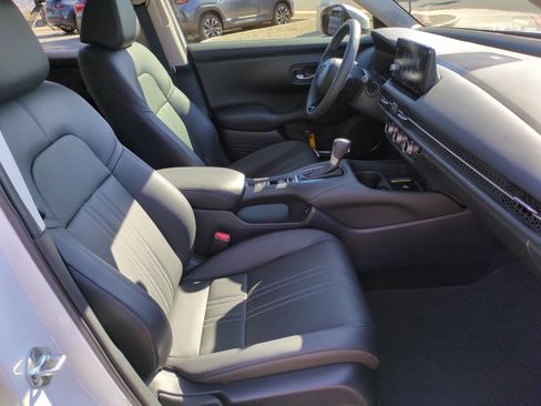 Used 2025 Honda HR-V EX-L image 29
