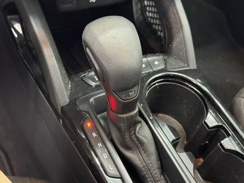 Used 2023 Chevrolet TrailBlazer LT FWD image 28