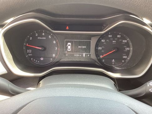 Used 2023 Chevrolet TrailBlazer LS FWD image 14