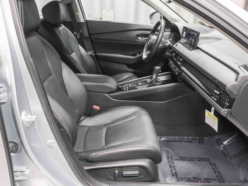 Used 2024 Honda Accord Touring image 20