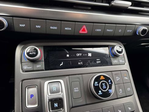 Used 2025 Hyundai Palisade Calligraphy image 24