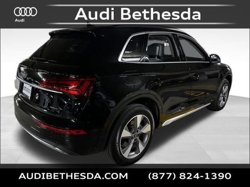 Used 2023 Audi Q5 2.0T Premium Plus w/ Premium Plus Package AWD/4WD image 7
