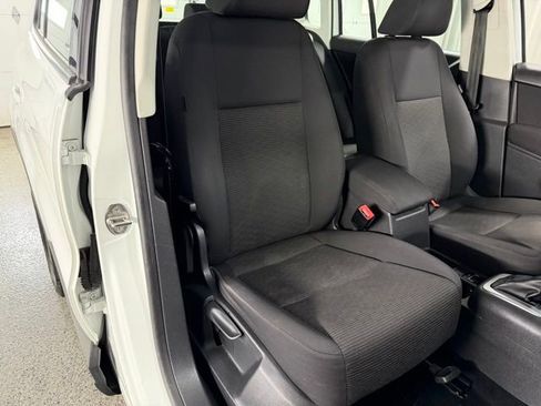 Used 2017 Volkswagen Tiguan Limited w/ Premium Package image 19