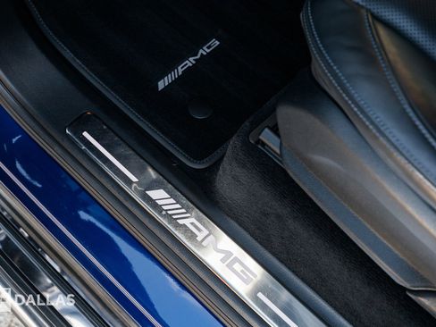 Used 2022 Mercedes-Benz G 63 AMG 4MATIC w/ G Manufaktur Interior Package image 21