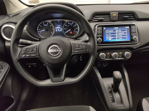 Used 2025 Nissan Versa S FWD image 22