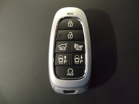 Used 2022 Hyundai Santa Fe Calligraphy image 32