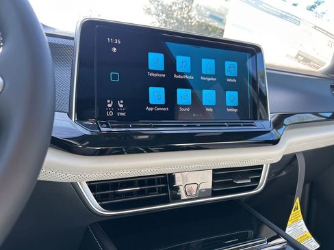 New 2026 Volkswagen Atlas Cross Sport SEL Premium R-Line image 32