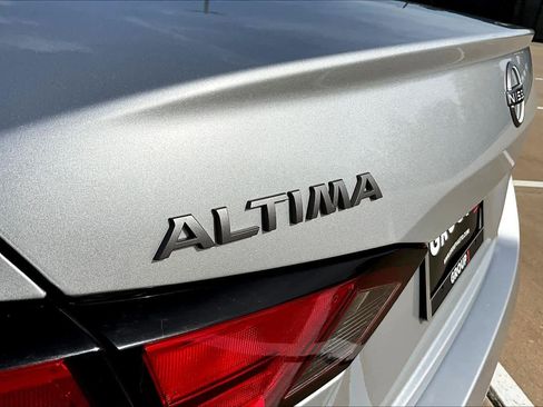 Used 2024 Nissan Altima 2.5 SR image 31