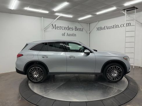 Used 2026 Mercedes-Benz GLC 300 image 8