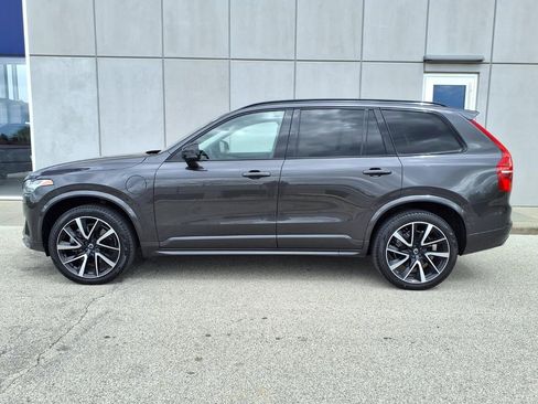 Certified 2026 Volvo XC90 B6 Ultra w/ Protection Package AWD/4WD image 3