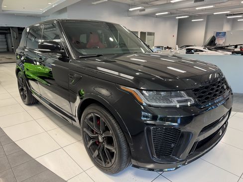 Used 2022 Land Rover Range Rover Sport SVR Carbon Edition image 6