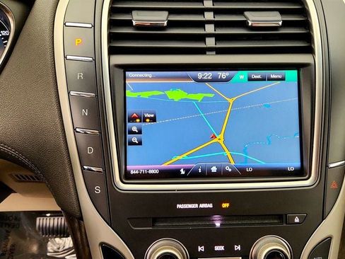 Used 2016 Lincoln MKX Select w/ Select Plus Package FWD image 18