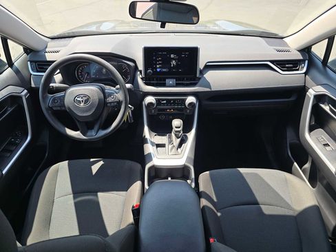 Certified 2025 Toyota RAV4 LE FWD image 20
