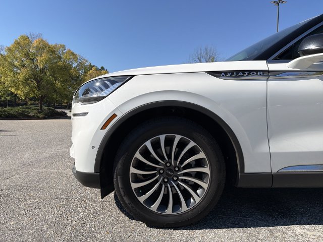 Used 2022 Lincoln Aviator Reserve w/ Elements Package Plus RWD image 10