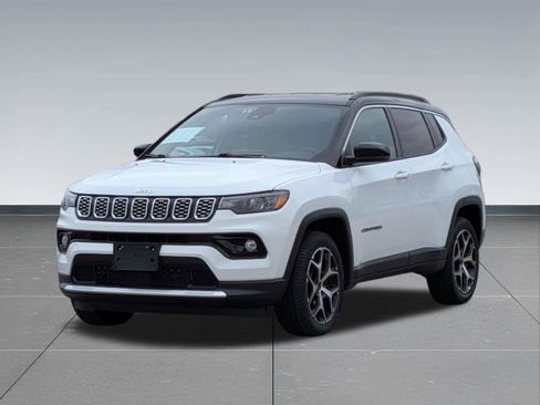 Used 2025 Jeep Compass Limited image 10