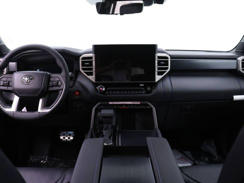 New 2026 Toyota Sequoia Platinum image 5