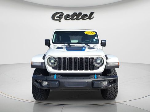 Used 2024 Jeep Wrangler Unlimited Rubicon 4xe AWD/4WD image 2