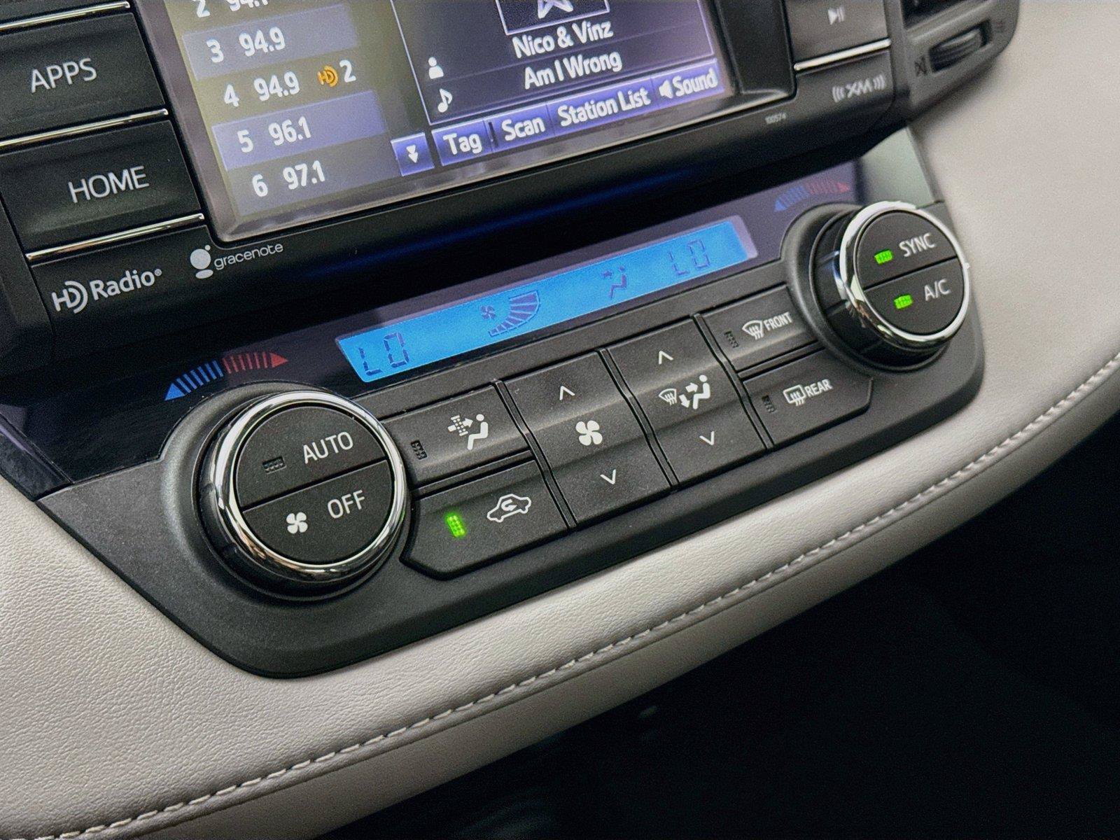 Used 2018 Toyota RAV4 XLE FWD image 23