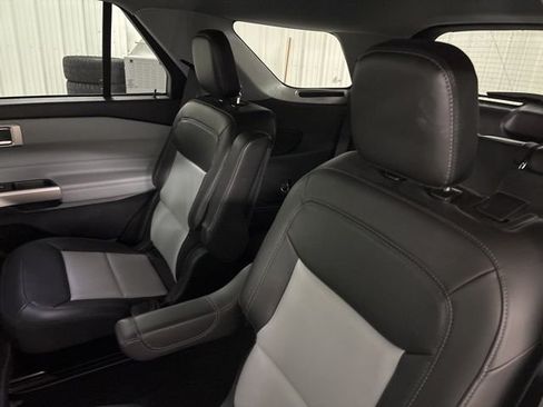 Used 2023 Ford Explorer XLT w/ Equipment Group 202A AWD/4WD image 25