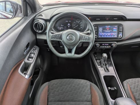 Used 2021 Nissan Kicks SR FWD image 16