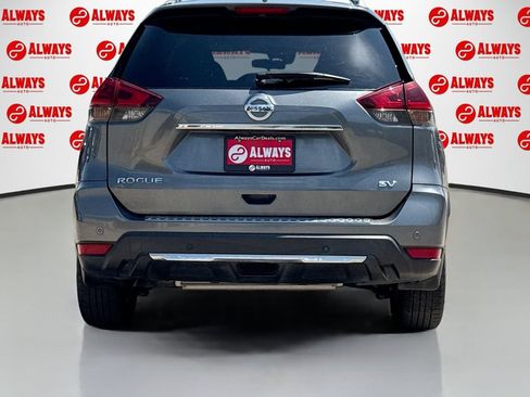 Used 2020 Nissan Rogue SV FWD image 7