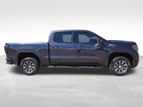 Used 2024 GMC Sierra 1500 AT4 w/ Technology Package AWD/4WD image 14