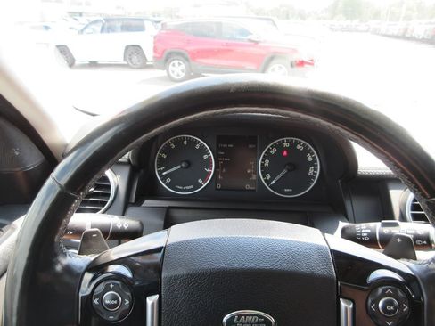 Used 2016 Land Rover LR4 HSE Silver Edition AWD/4WD image 30