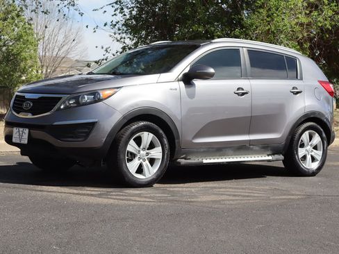 Used 2011 Kia Sportage LX w/ Convenience Pkg AWD/4WD image 11