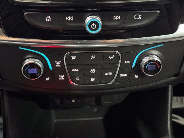 Used 2020 Chevrolet Traverse LT FWD image 20