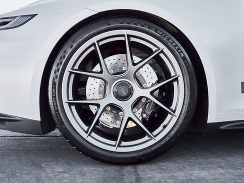 Used 2024 Porsche 911 GT3 RS w/ Extended Leather Package image 25