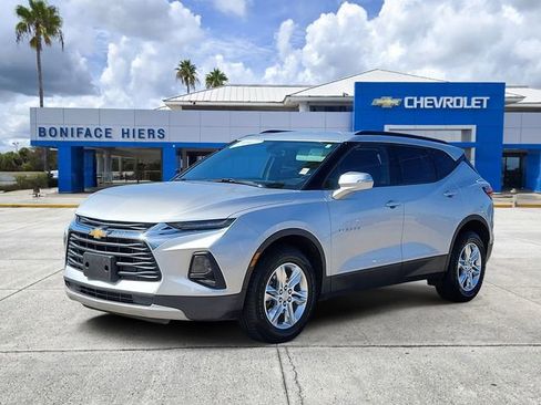 Used 2019 Chevrolet Blazer LT AWD/4WD image 2
