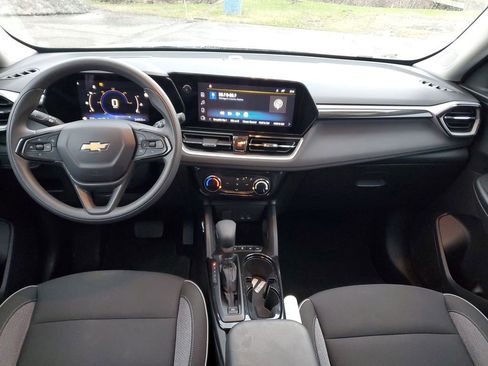 Used 2024 Chevrolet TrailBlazer LT image 8