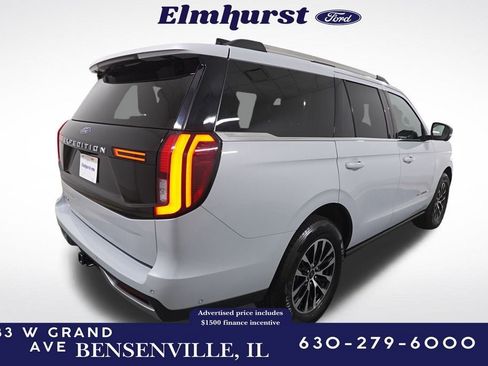 Certified 2025 Ford Expedition Platinum AWD/4WD image 6