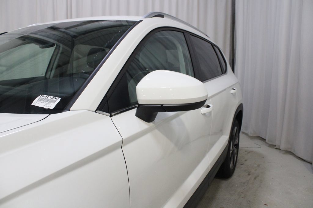 New 2026 Volkswagen Taos SE AWD/4WD image 34