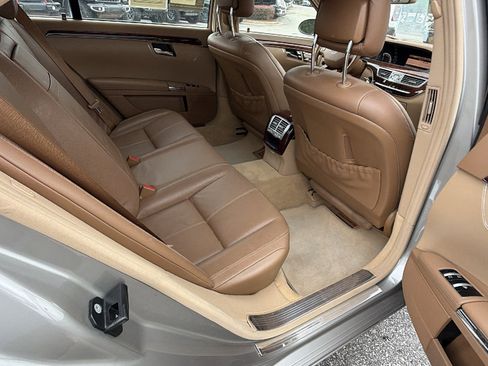 Used 2009 Mercedes-Benz S 550 4MATIC image 22
