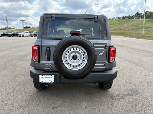 New 2025 Ford Bronco 2-Door image 4