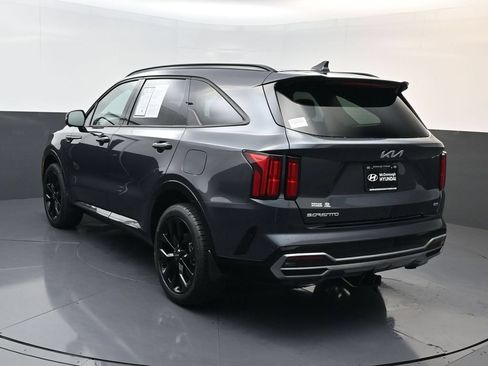Used 2023 Kia Sorento SX AWD/4WD image 5