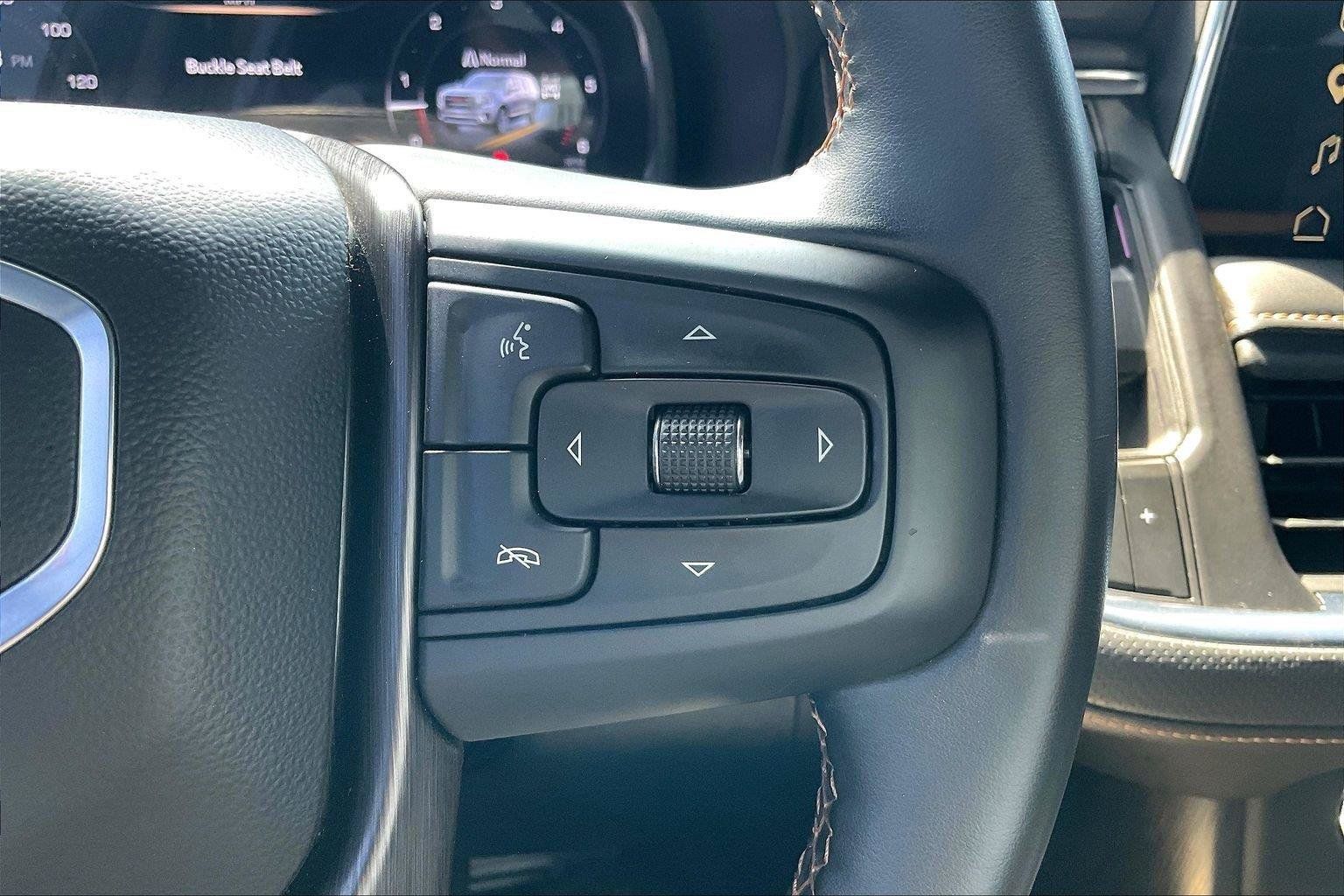 Used 2024 GMC Yukon AT4 w/ AT4 Premium Plus Package AWD/4WD image 20