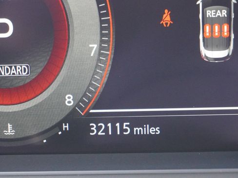 Used 2024 Nissan Rogue Platinum image 25