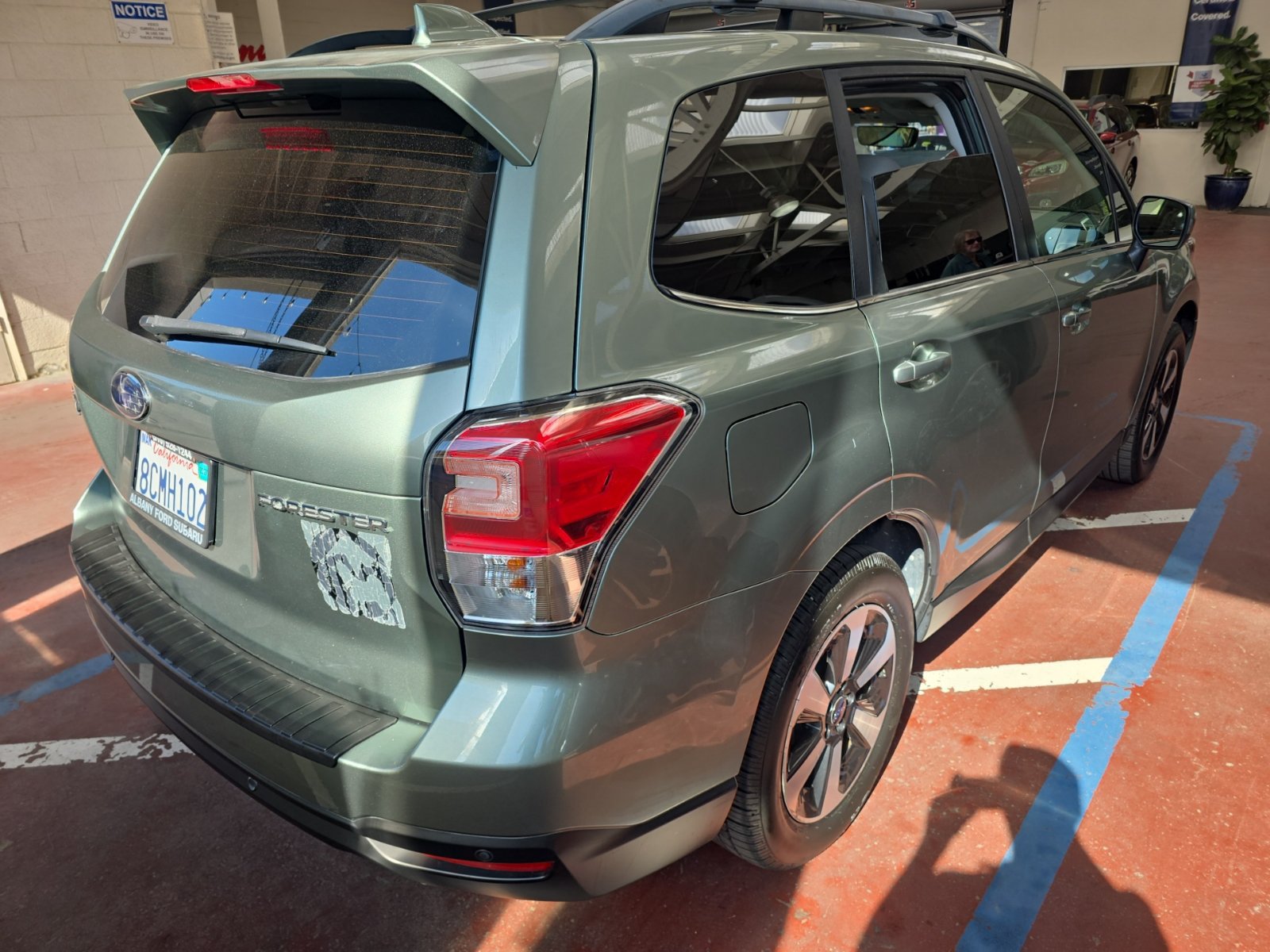 Used 2018 Subaru Forester 2.5i Limited AWD/4WD image 5